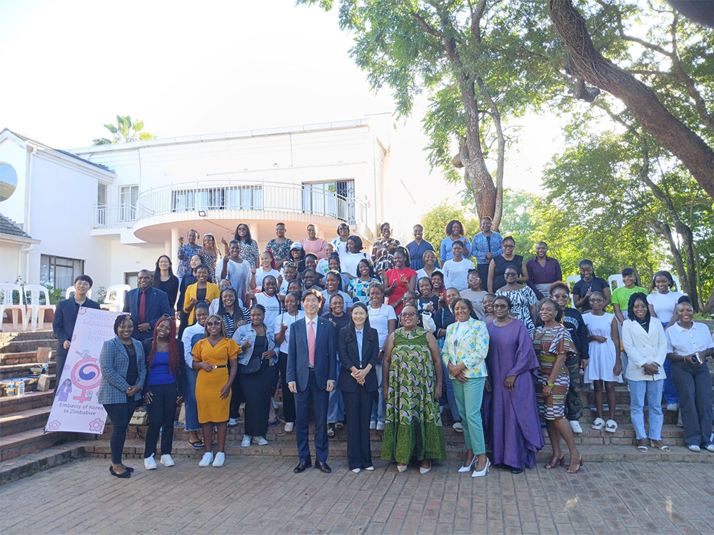 Zimbabwe, Women's Empowerment Lecture 25.3.28.